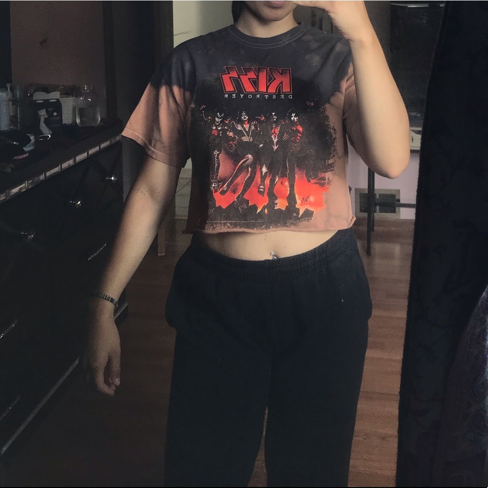 KISS crop top 🎸